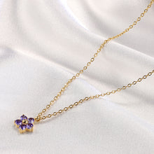 Load image into Gallery viewer, Flower Pendant Stainless Steel Collarbone Chain Fashionable Fresh Elegant and Versatile High-end Necklace for Women
