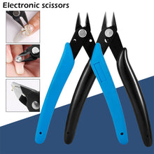Load image into Gallery viewer, Nail Art Rhinestones Gems Removal Manicure Nail Pliers Wire Cutter Nail Unloading Nippers Chain Scissors Nail Art Tool
