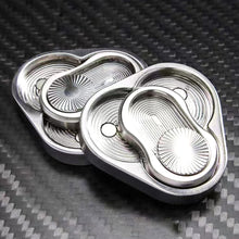Load image into Gallery viewer, Portable Metal Skull Push Slider Stress Relief Toy Anti Stress EDC Top Spinning Poker Toys Decompress Magnetic Toys Adults Gifts
