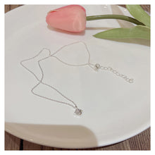 Load image into Gallery viewer, Simple Opal Pendant Necklace Versatile Temperamental Alloy Necklace Clavicle Chain Jewelry Accessory for Women
