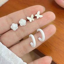 Load image into Gallery viewer, 3pairs/set Niche Sweet Alloy Earrings Love Butterfly Flower Versatile Earrings Set Ear Studs Women Jewelry
