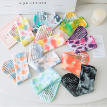 Load image into Gallery viewer, 1 Pair Female Tie-Dye Midtube Cotton Yoga Socks Professional Sports Fitness Pilates Non-Slip Breathable Socks Home Fashion Floor Stockings
