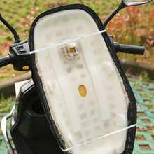 Load image into Gallery viewer, Motorcycle Seat Sun Pad Cover Summer Sunshade Heat Insulation Cushion Motorcycle Waterproof Anti-slip Protection
