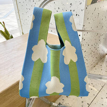 Load image into Gallery viewer, Fashion Knitted Bag Striped Flower Handbag Women's Versatile Handheld Casual Bag Box Lunch Bag
