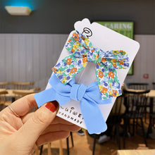 Load image into Gallery viewer, 2pcs/set Fabric Floral Bowknot Hair Clips Colorful Cute Children Hairpin Hair Ornament Hair Accessories
