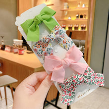 Load image into Gallery viewer, 2pcs/set Fabric Floral Bowknot Hair Clips Colorful Cute Children Hairpin Hair Ornament Hair Accessories
