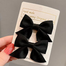 Load image into Gallery viewer, 2pcs/set Children Bowknot Hair Clips Multicolored Cute Fabric Bowknot Hairpin Hair Accessories Headwear
