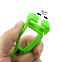 Load image into Gallery viewer, 1PC Multi-Purpose Universal Protective Gloves Anti-Loss Clip With Buckle Outdoor Working Tools Storage Accessories Plastic Protective Items Carry-On Clips
