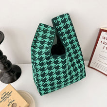 Load image into Gallery viewer, Qianniao Getot Bag Daily Commuter Women's Shoulder Bag Creative Diagonal Handmade Knit Bag Wrist Bag
