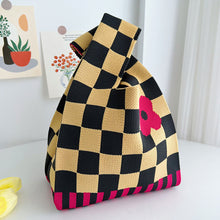 Load image into Gallery viewer, Handmade Knit Handbag Casual Knitted Bag Plaid Checkerboard Flower Wrist-bag Female Tote Bag Women Reusable Shopping Bags
