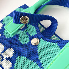 Load image into Gallery viewer, Cute Cartoon Pattern Mini Knitted Mobile Phone Bag Shoulder Bag Skin-friendly Versatile Knitted Woven Crossbody Bag
