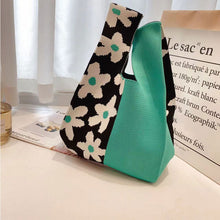 Load image into Gallery viewer, Spliced Color Flower Knitted Bag Simple Versatile Knitted Shoulder Bag Handbag Women Daily Portable Handbag
