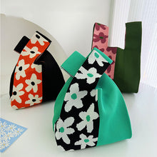 Load image into Gallery viewer, Spliced Color Flower Knitted Bag Simple Versatile Knitted Shoulder Bag Handbag Women Daily Portable Handbag
