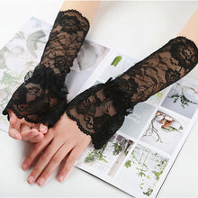 Load image into Gallery viewer, Comfortable Soft Lace Sunscreen Sleeves Outdoor Ultraviolet-proof Sunscreen Sleeves Breathable Decorative Arm Sleeves
