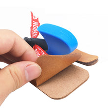 Load image into Gallery viewer, Archery Double Chin Support Finger Protection Competitive Recurve Bow Right Hand Protection Suitable For Beginners S/M/L
