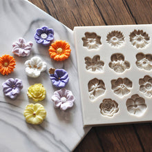 Load image into Gallery viewer, 11 Flower Silicone Fondant Cake Mold Cupcake Jelly Candy Chocolate Decoration For Baking Clay Mold Kitchenware
