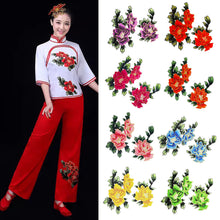 Load image into Gallery viewer, 1pair Embroidery Flower Patch Applique DIY Crafts Sticker for Dress Bag Clothes Accessories Badges Sew On Sewing Accessories
