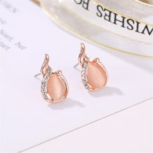 Load image into Gallery viewer, Crystal Cat's Eye Stone Necklace Earrings Set Stylish Minimalist Diamond Necklace Earrings Alloy Jewelry Set for Women
