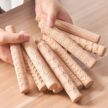 Load image into Gallery viewer, Wooden Texture Rolling Pin Ceramic Pottery Art Embossed Rod Flower Pattern Mud Embossing Rolling Stick DIY Clay Craft Tool
