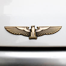 Load image into Gallery viewer, 3D Car Stickers Metal Eagle Emblem Car Stickers Badge Decal Decoration Stickers Universal for Most Cars Body Side Mark
