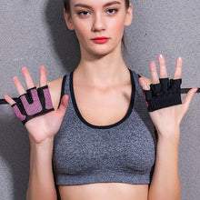 Load image into Gallery viewer, 1Pair Non-Slip Silicone Yoga Half-Palm Gloves Outdoor Exercise Weight Lifting Dumbbell Four-Finger Fitness Gloves
