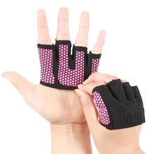 Load image into Gallery viewer, 1Pair Non-Slip Silicone Yoga Half-Palm Gloves Outdoor Exercise Weight Lifting Dumbbell Four-Finger Fitness Gloves
