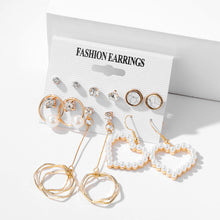 Load image into Gallery viewer, 6PCS/SET Irregular Pearl Butterfly Earring Set Light Luxury Style Niche Design High-Grade Fringe Assorted Retro Accessories
