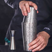 Load image into Gallery viewer, 18oz/28oz Engraving Stainless Steel Boston Cocktail Shaker Wine Mixer Boston Bar Shaker Bar Tools Barware Home Bar Utensils
