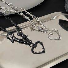Load image into Gallery viewer, Thorn Heart Pendant Necklace Personalized Punk Couple Heart Shaped Pendant Alloy Thorn Necklace Jewelry for Women
