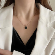 Load image into Gallery viewer, Black Geometric Square Pendant Necklace Niche Creative Alloy Necklace Clavicle Chain Jewelry for Women
