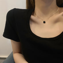 Load image into Gallery viewer, Black Geometric Square Pendant Necklace Niche Creative Alloy Necklace Clavicle Chain Jewelry for Women
