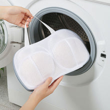 Load image into Gallery viewer, Anti-deformation Bra Mesh Bag Brassiere Use Special Machine-wash Polyester Laundry Cleaning Net Travel Protection Mesh Bag
