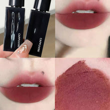 Load image into Gallery viewer, Aqua Amber Lip Glaze Matte Matte Lipstick Waterproof Non-removable Velvet Lip Glaze Women's Cosmetics
