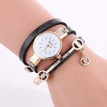 Load image into Gallery viewer, Ladies Winding Bracelet Watch Women Bracelet Watch Fashion Pendant Watch Simple Quartz Watch Performance Wristwatch
