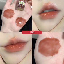 Load image into Gallery viewer, Lip Gloss Moisturizing Lip Balm Primer Colorless Lip Gloss Lipstick Base Fragrance Non-sticky Moisturizes Lip Oil
