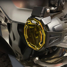Load image into Gallery viewer, Pari Flipable Motorcycle Fog Light Guard Lamp Protector Cover For BMW R1250RS G310R S1000XR S1000RR C650 F850GS R1200GS F750GS R1250GS Adventure
