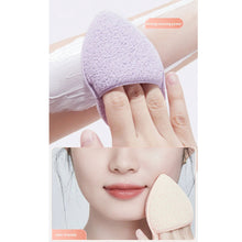Load image into Gallery viewer, Glove Style Face Wash Puff Skin Friendly Non Irritating Sponge Facial Cleanser Gentle Makeup Removal Facial Cleaning Tool
