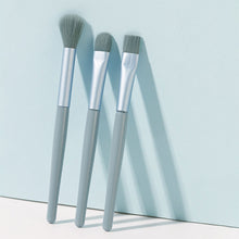 Load image into Gallery viewer, 3pcs/set Portable Makeup Brushes Skin Friendly Soft Blusher Brush Eyeshadow Brush Halo Brush Makeup Brushes Makeup Tools
