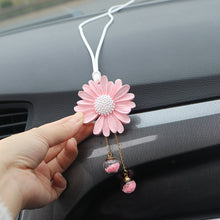 Load image into Gallery viewer, Car Interior Decoration Plaster Fragrance Daisy Auto Rearview Mirror Pendant Little Daisy Decoration Accessories
