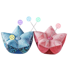 Load image into Gallery viewer, 100Pcs Button Head Sewing Pins Flower Butterfly Head Positioning Pins DIY Handmade Clothing Marking Needles Dressmaking Jewelry Deco Sewing Accessories
