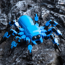 Load image into Gallery viewer, Simulation Shape-shifting Insect Children Simulation Solid Toy Cobra Spider Ant Cross-border Animal Toy Model
