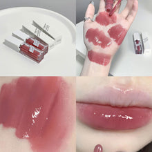 Load image into Gallery viewer, Lip Oil Transparent Lip Gloss Moisturizing Lip Balm Primer Colorless Lip Gloss Lipstick Base Fragrance Non-sticky Lip Gloss

