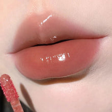 Load image into Gallery viewer, Mini Crystal Jelly Lip Gloss Liquid Lipstick Long Lasting Candy Colors Moisturizing Lip Glaze Sweet Red Dyeing Lip Tint
