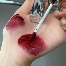 Load image into Gallery viewer, Small Silver Tube Mirror Face Lip Glaze Moisturizes Radiant Lip Gloss Mouth Red Lip Color Female Women Cosmetics Makeup
