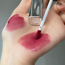 Load image into Gallery viewer, Small Silver Tube Mirror Face Lip Glaze Moisturizes Radiant Lip Gloss Mouth Red Lip Color Female Women Cosmetics Makeup
