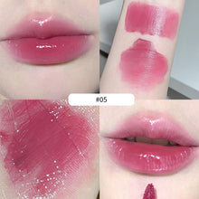 Load image into Gallery viewer, Glazed Realm Lip Glaze Water Glaze Mirror Face Not Easy To Stain Cup Water Lip Glaze Women Mouth Red Lip Honey Makeup
