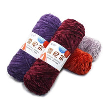 Load image into Gallery viewer, 100g/Roll Polyester Velvet Yarn Hand-Knitting Thread Soft Warm DIY Cotton Threads Plush Yarn Soft Chenille Yarn
