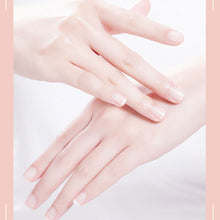 Load image into Gallery viewer, Little Bear Moisturizing and Moisturizing Hand Cream Moisturizing Hand Cream Portable Hand Cream Anti Cracking Hand Cream
