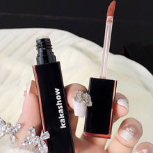Load image into Gallery viewer, Cool Black Girl Lip Gloss Matte Velvet Lip Gloss Is Not Easy To Stick To Cup Lip Gloss Long Lasting Lip Glaze
