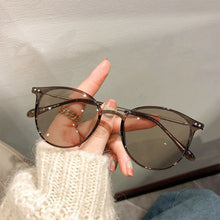 Load image into Gallery viewer, Color Changing Anti Blue Light Glasses Circular Glasses Frame Comfortable Outdoor Sunglasses For Women
